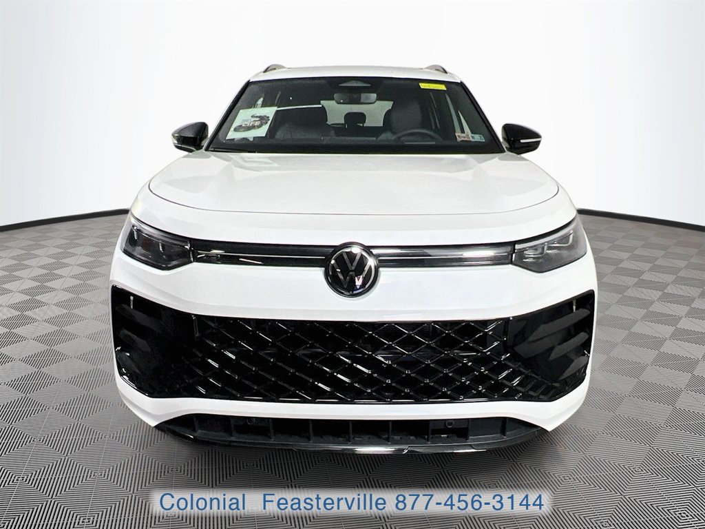 New 2026 Volkswagen Tiguan SE R-Line Black SUV