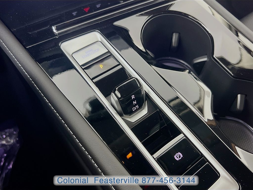 2026 Volkswagen Atlas SE w/Tech - Photo 21