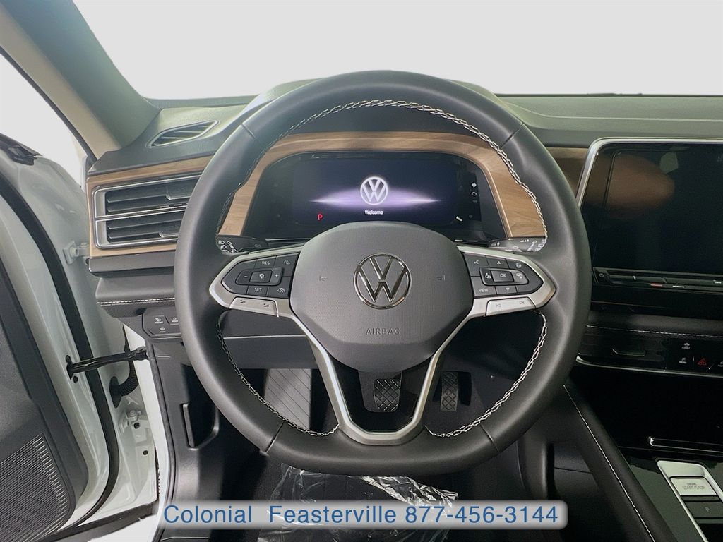 2026 Volkswagen Atlas SE w/Tech - Photo 14