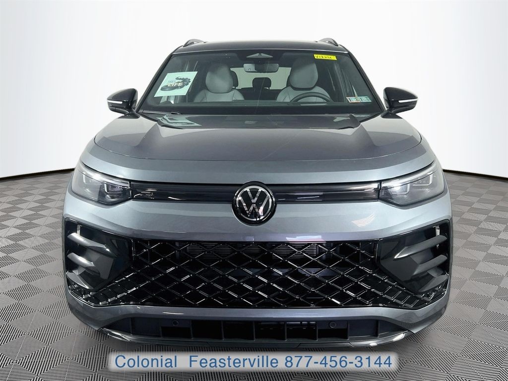 New 2026 Volkswagen Tiguan SE R-Line Black SUV