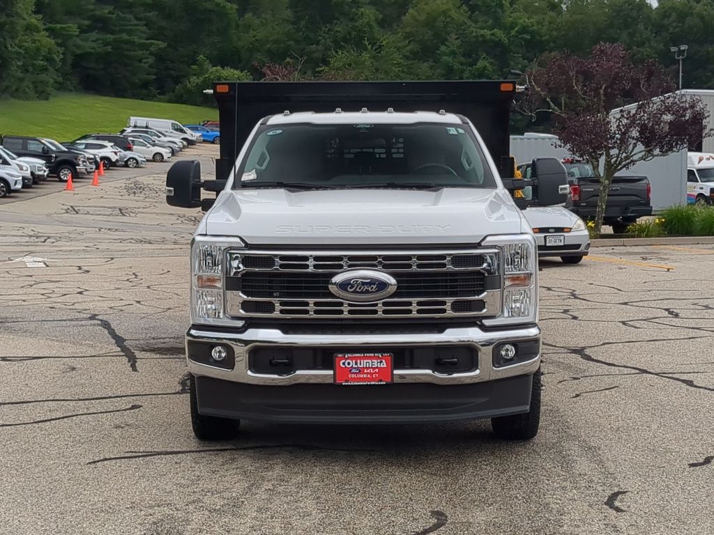 2026 Ford F-350 Super Duty Chassis Cab XL - Photo 8