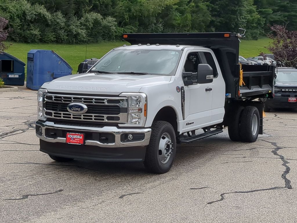 2026 Ford F-350 Super Duty Chassis Cab XL - Photo 7