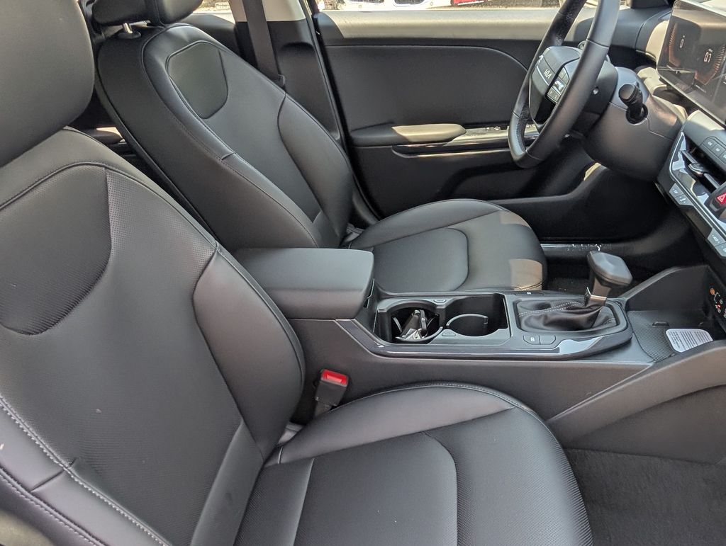 2026 Kia K4 EX - Photo 29