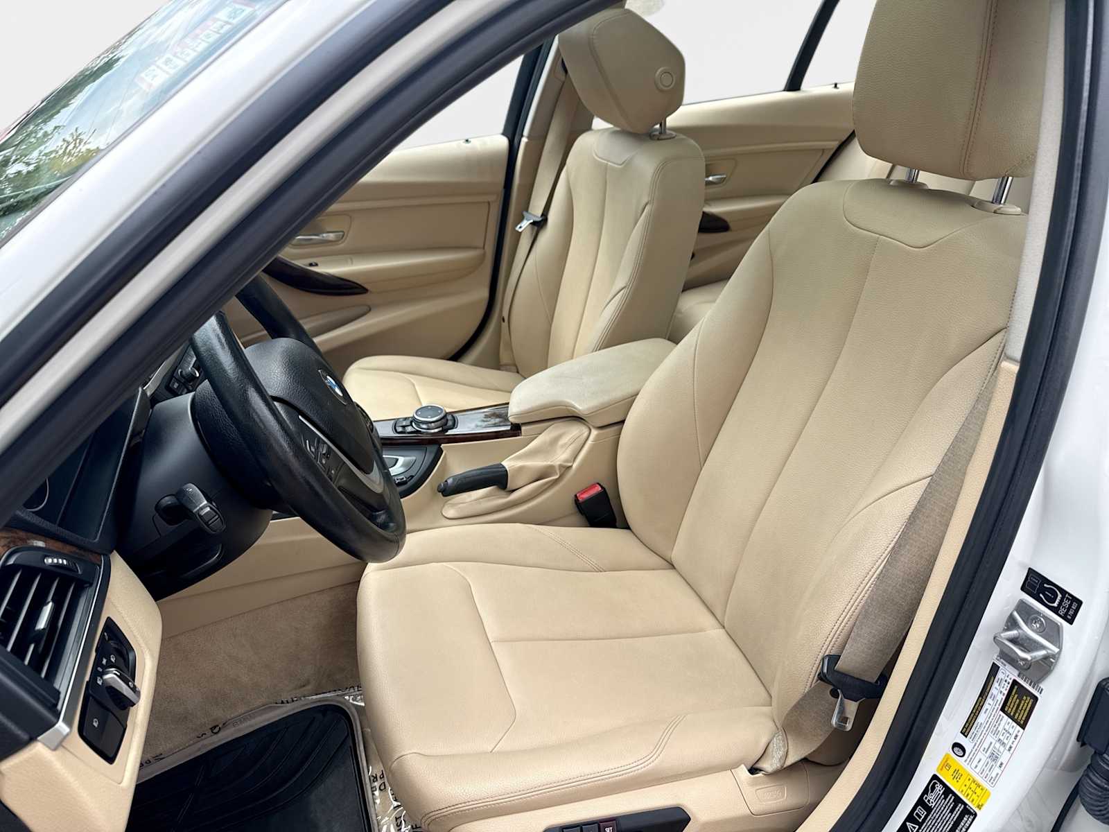 2015 BMW 3 Series 328i - Photo 13