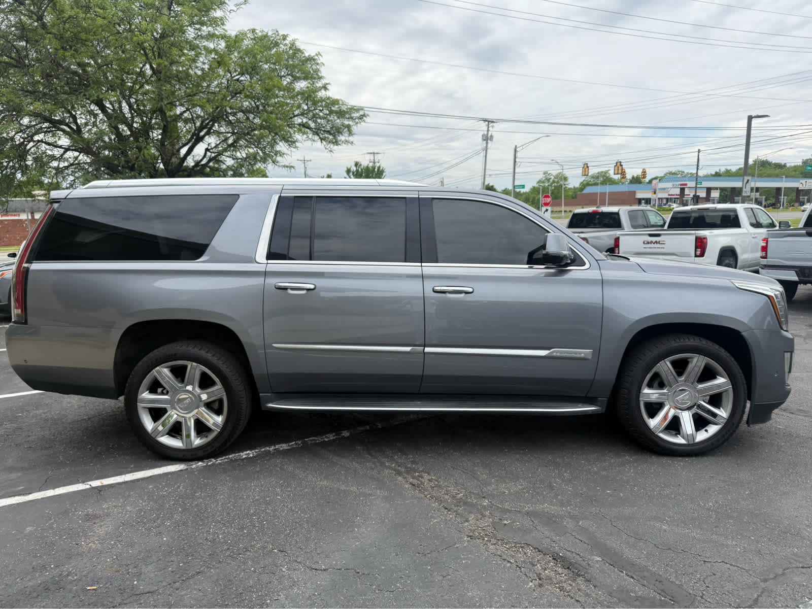 2019 Cadillac Escalade ESV Luxury - Photo 7