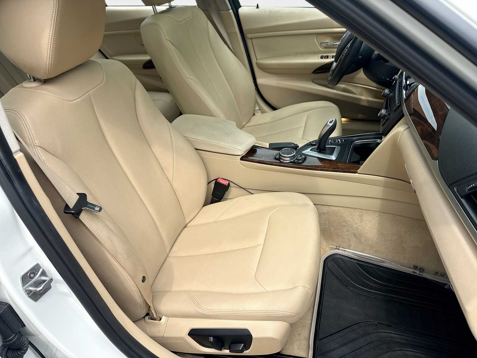 2015 BMW 3 Series 328i - Photo 25