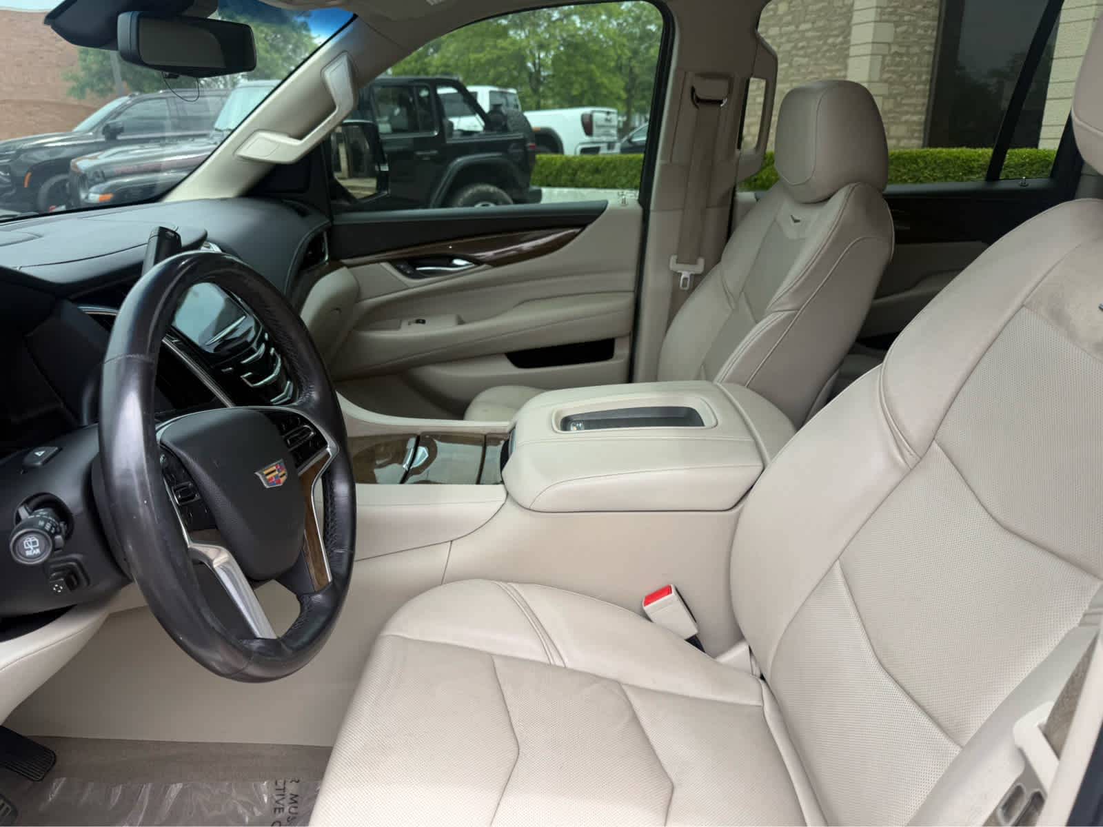 2019 Cadillac Escalade ESV Luxury - Photo 13