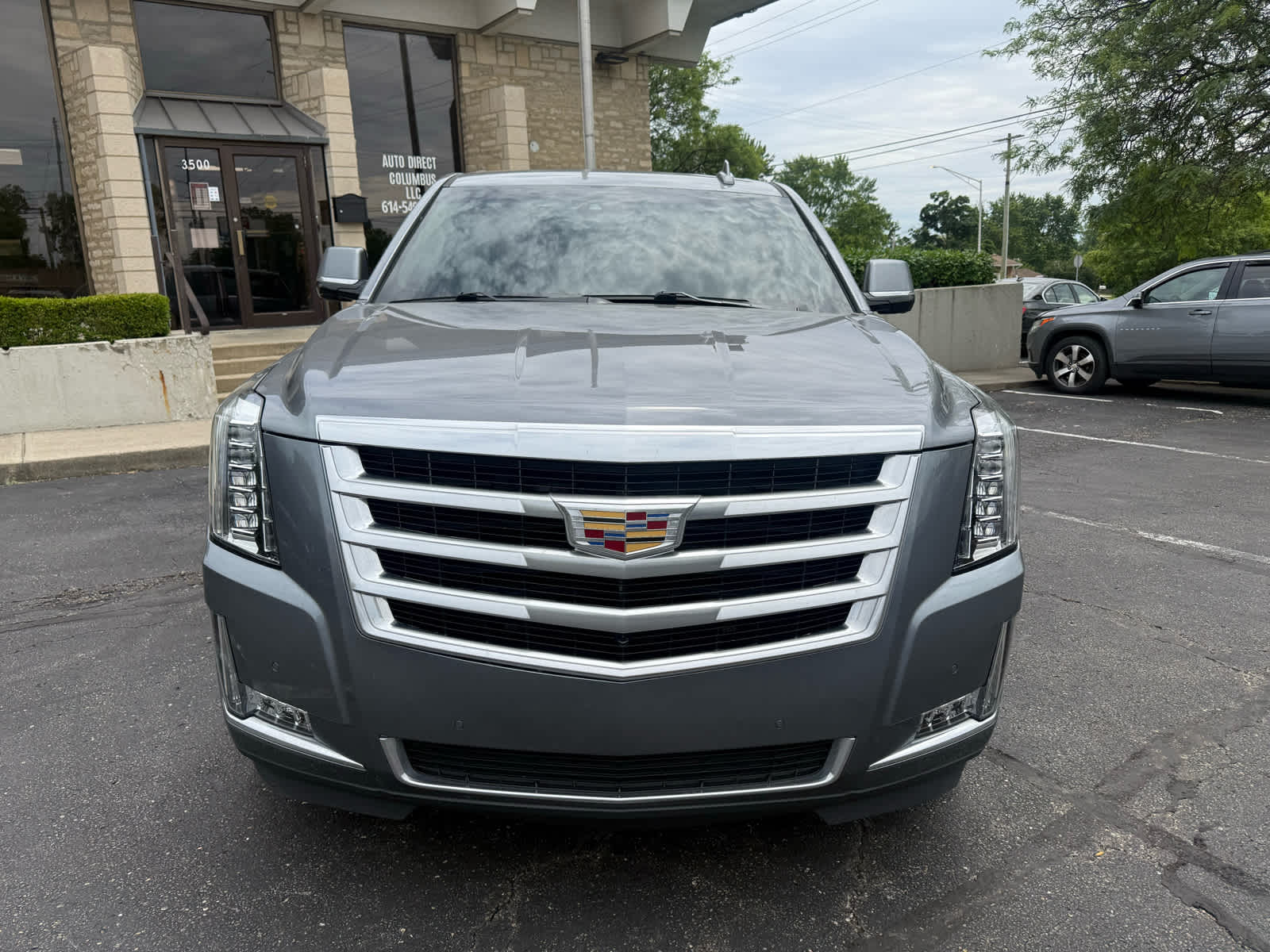 2019 Cadillac Escalade ESV Luxury - Photo 2