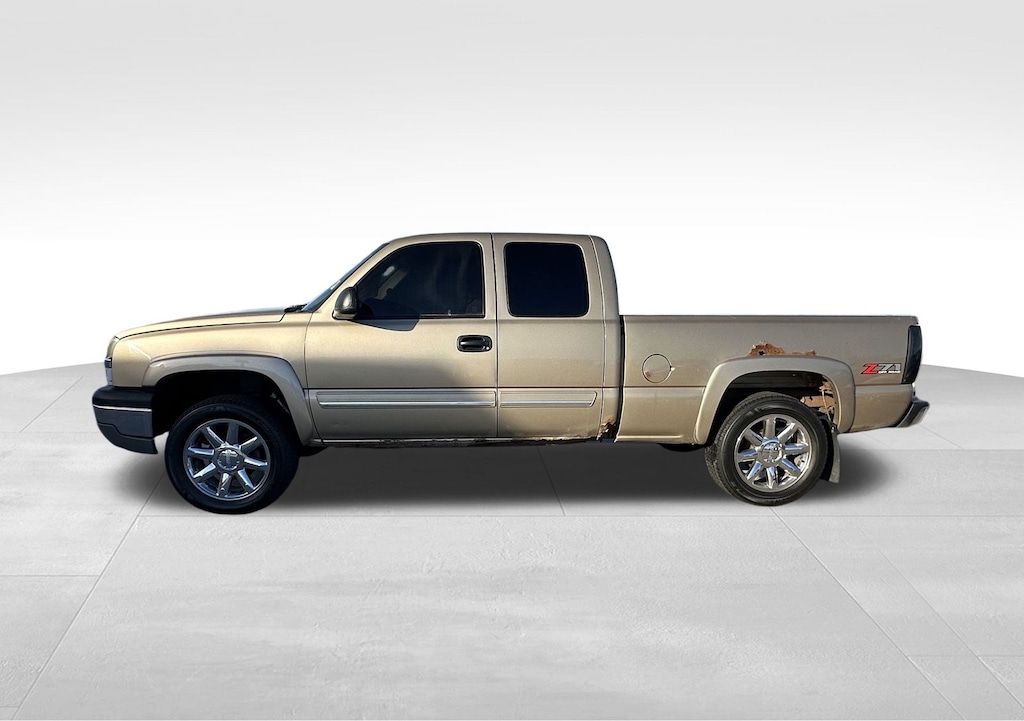 Used 2005 Chevrolet Silverado 1500 Z71 Truck