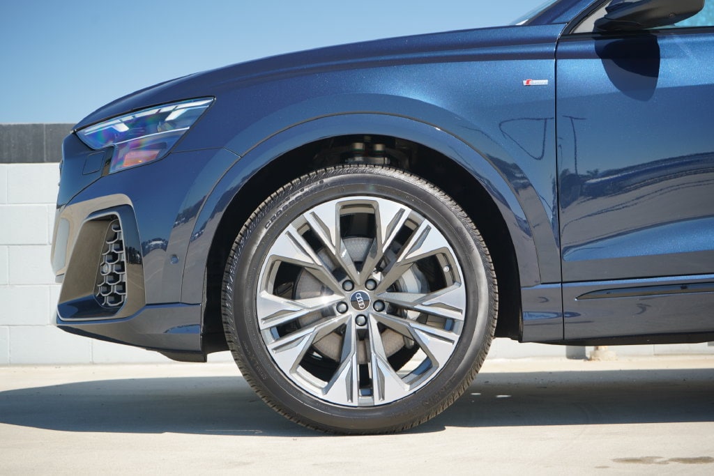 New 2027 Audi Q8 Premium Plus SUV