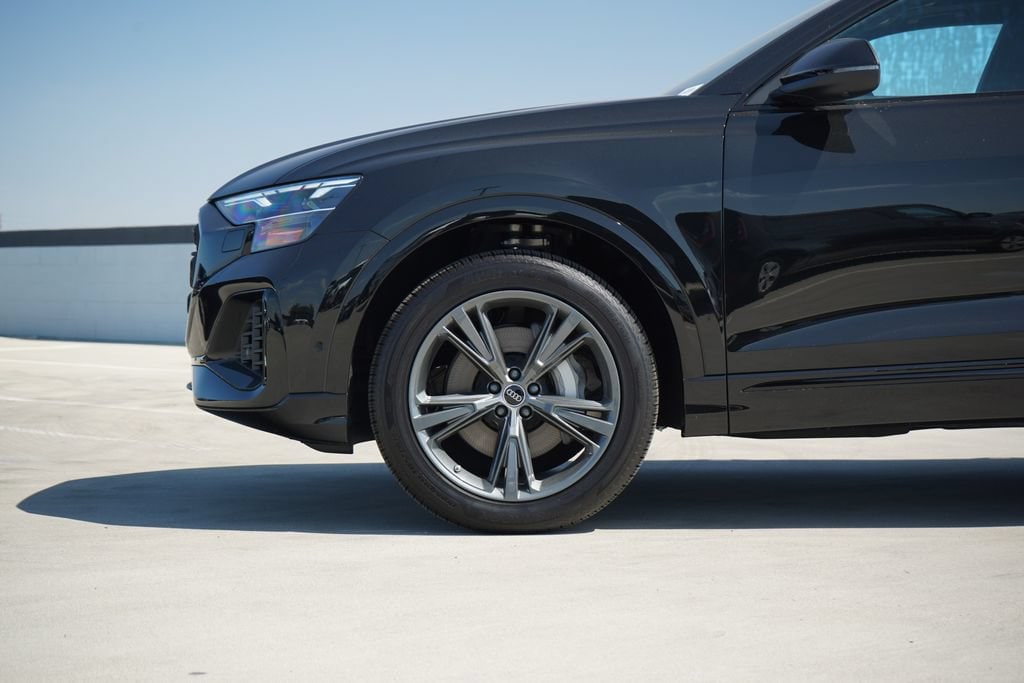 New 2026 Audi Q8 Premium SUV