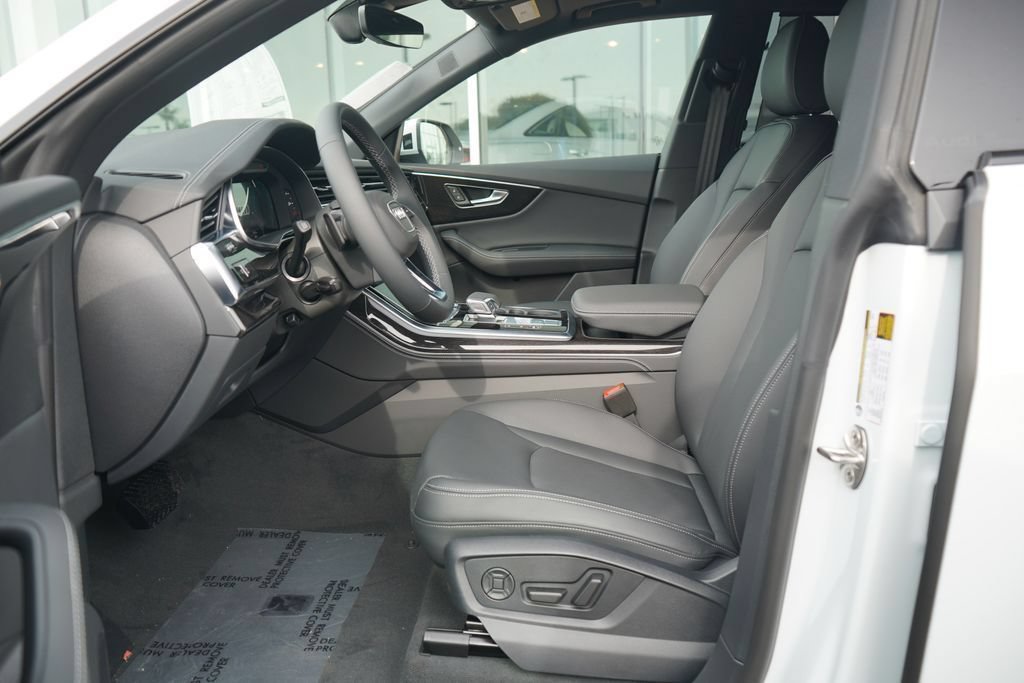 2026 Audi Q8 Premium Plus - Photo 6