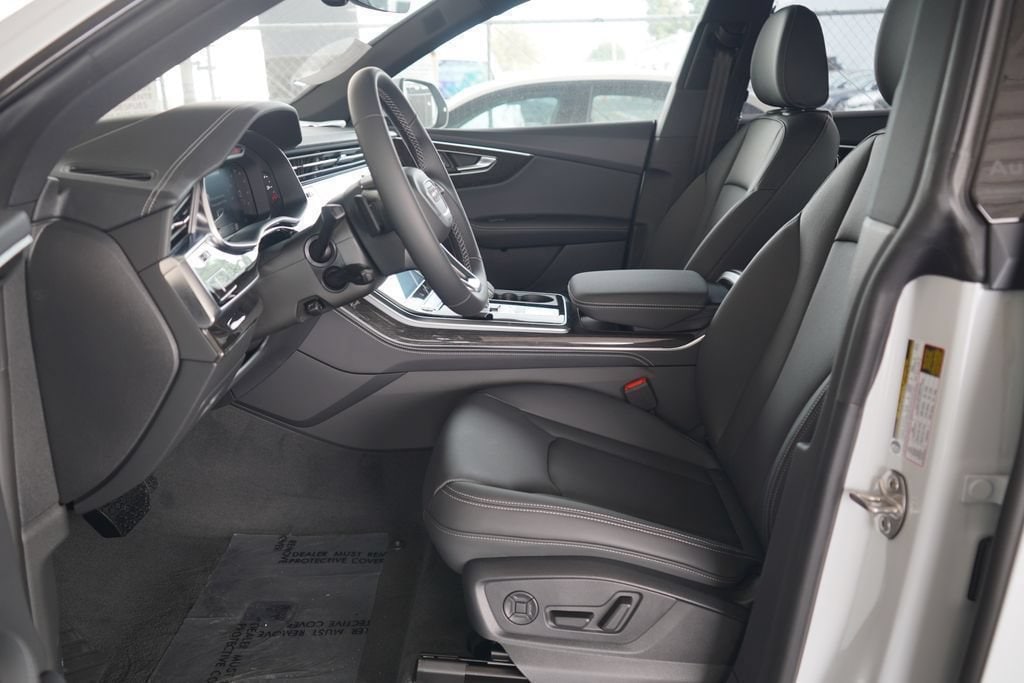 2026 Audi Q8 Premium Plus - Photo 6