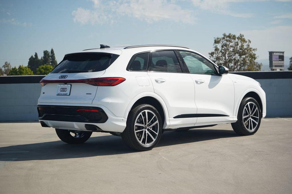 New 2026 Audi Q5 Premium Plus SUV