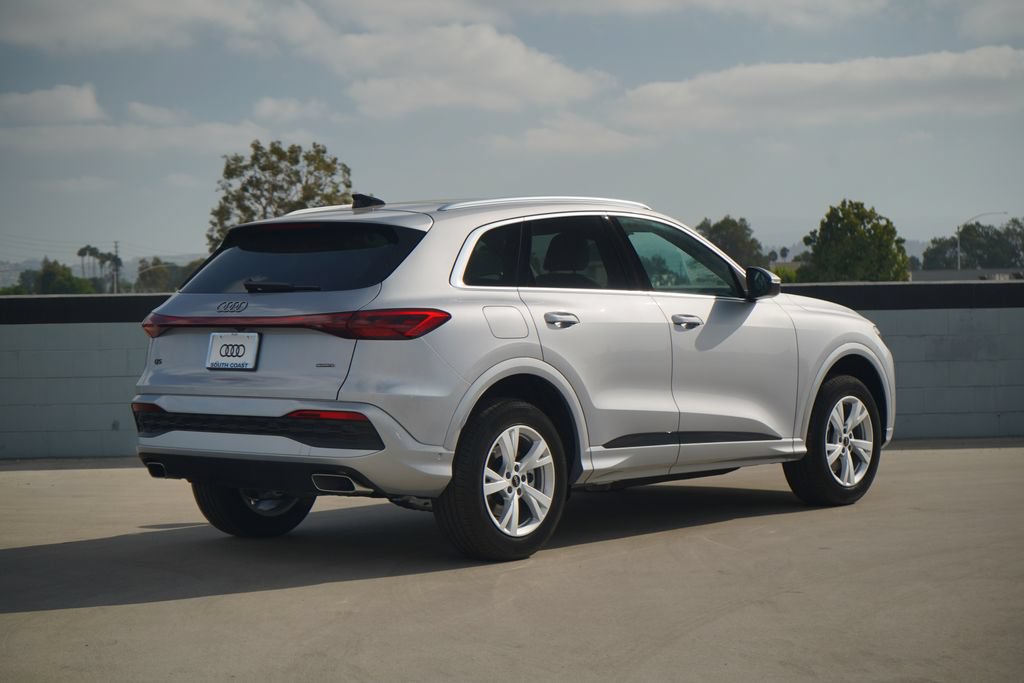 New 2026 Audi Q5 Premium SUV