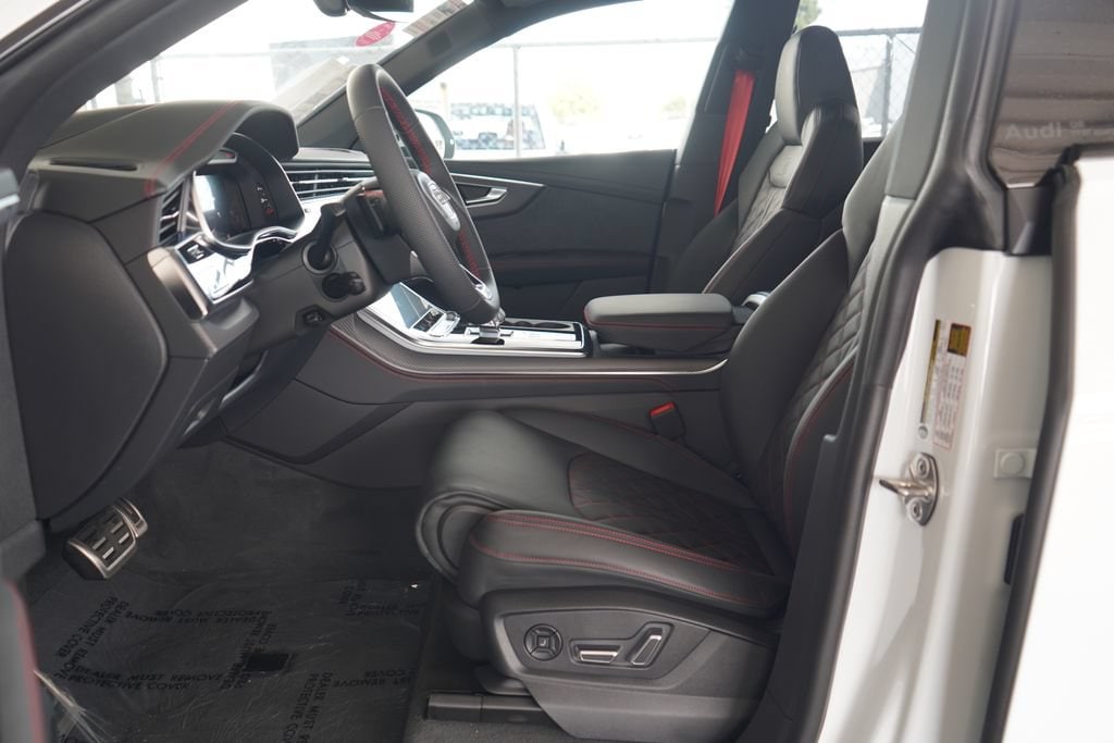 2026 Audi Q8 Prestige - Photo 6