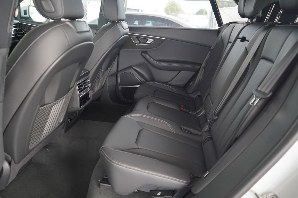 2026 Audi Q8 Premium Plus - Photo 7