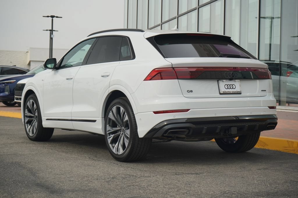 2026 Audi Q8 Premium Plus - Photo 3