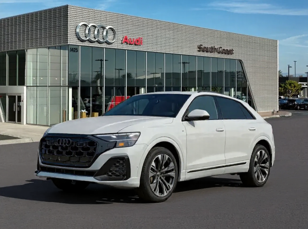  Audi Q8