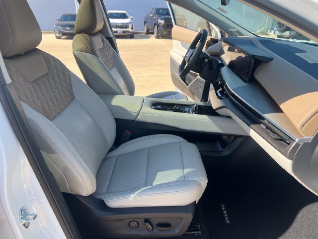 2026 Nissan Murano Platinum - Photo 17
