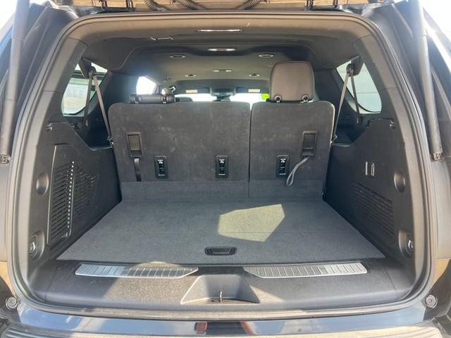 2025 Chevrolet Suburban Z71 - Photo 17