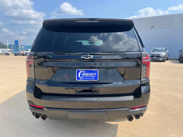 2025 Chevrolet Suburban Z71 - Photo 3