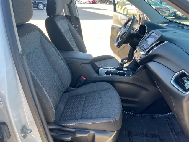 2022 Chevrolet Equinox LT - Photo 14
