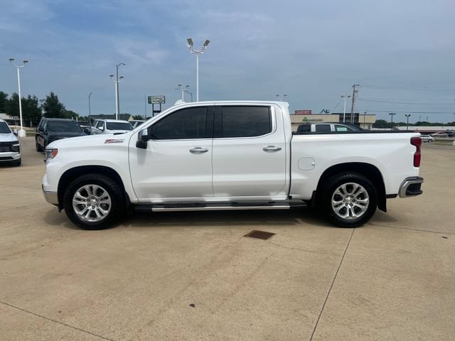 2023 Chevrolet Silverado 1500 LTZ - Photo 2