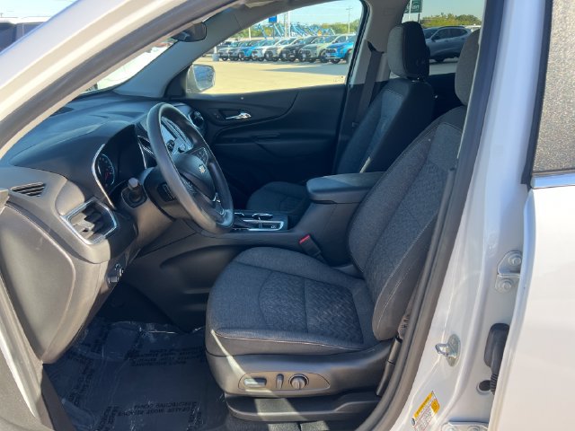 2022 Chevrolet Equinox LT - Photo 11