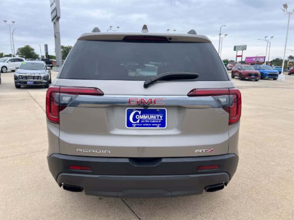 Used 2023 GMC Acadia AT4 SUV