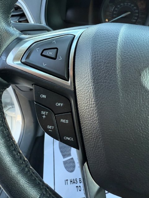 2023 Ford Edge SEL - Photo 16