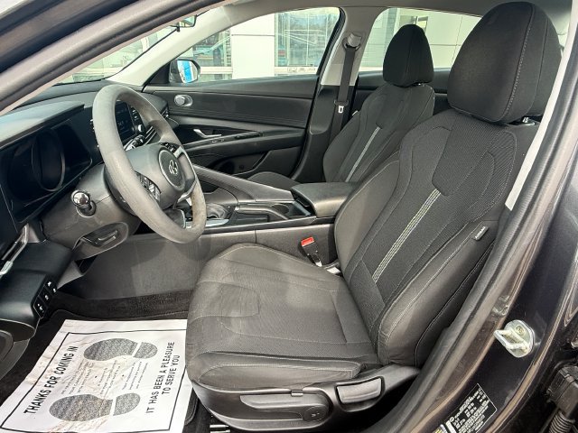 2022 Hyundai Elantra SE - Photo 10