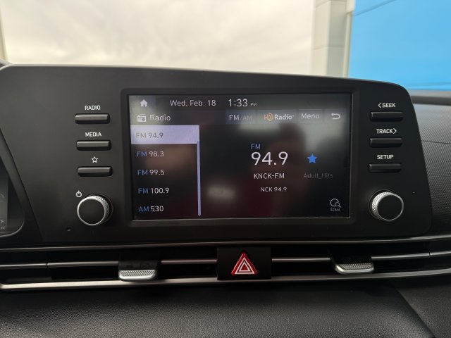2022 Hyundai Elantra SE - Photo 23