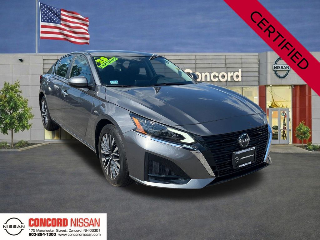 2023 Nissan Altima Sedan 