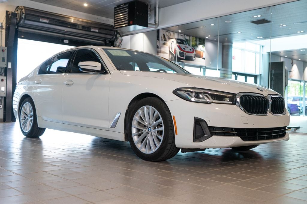2021 BMW 5 Series 530i
