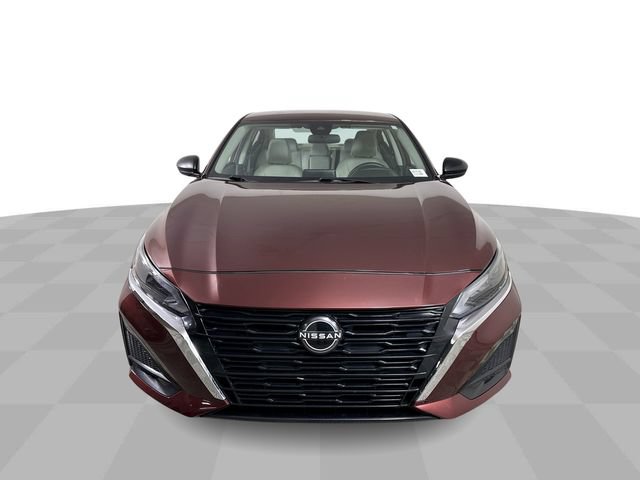 Used 2025 Nissan Altima SV Sedan