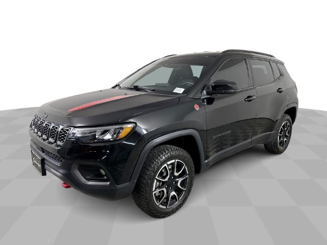 Used 2024 Jeep Compass Trailhawk SUV