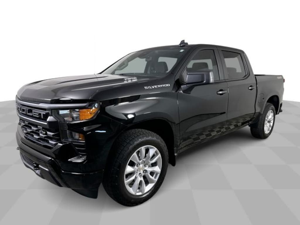 Used 2025 Chevrolet Silverado 1500 Custom Truck