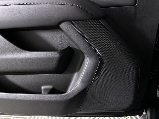 2026 Chevrolet Tahoe LS - Photo 24