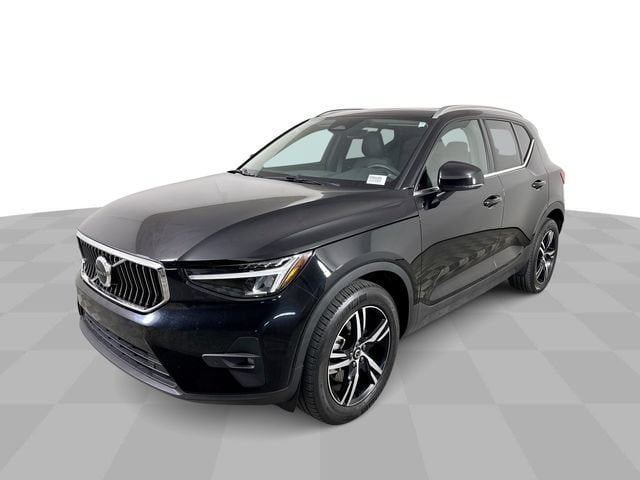 2023 Volvo XC40