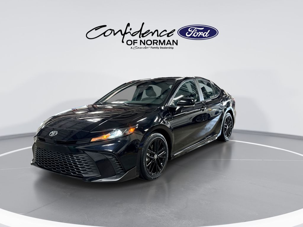 Used 2025 Toyota Camry SE Sedan
