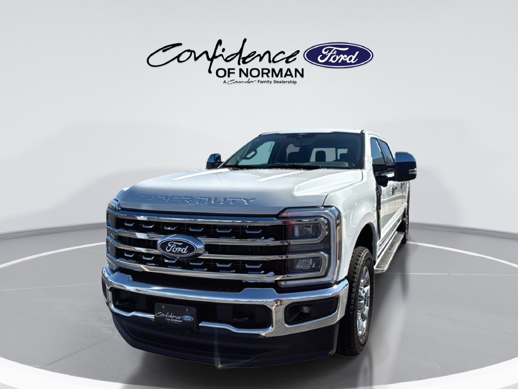 New 2027 Ford F-250SD Lariat Truck Crew Cab