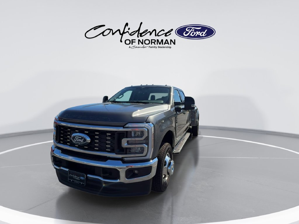 New 2027 Ford F-350SD XLT Truck Crew Cab
