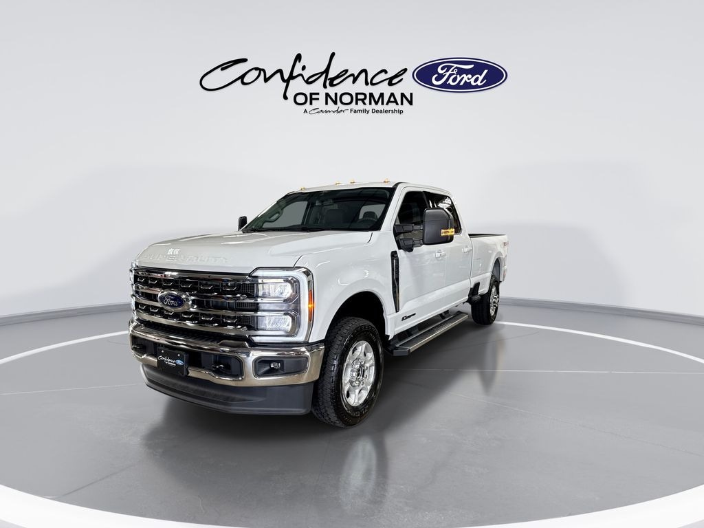New 2026 Ford F-350SD XLT Truck Crew Cab
