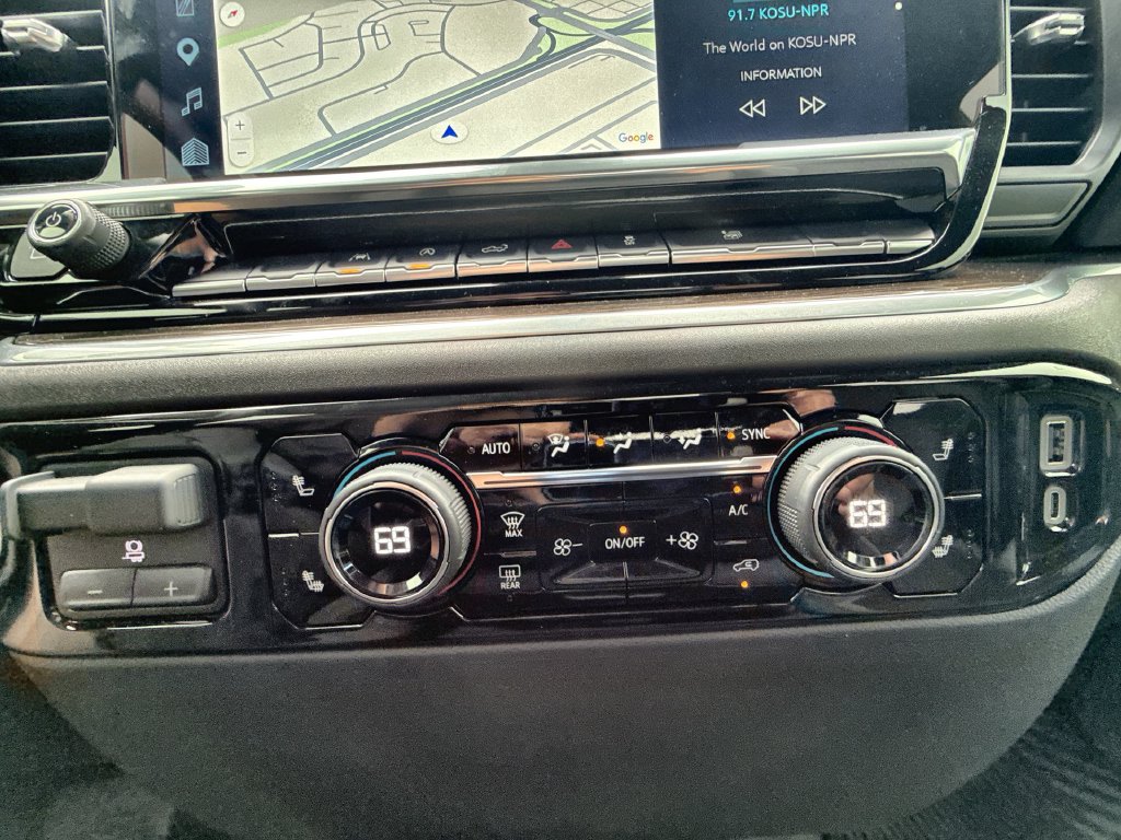 2025 Chevrolet Silverado 1500 LT - Photo 22