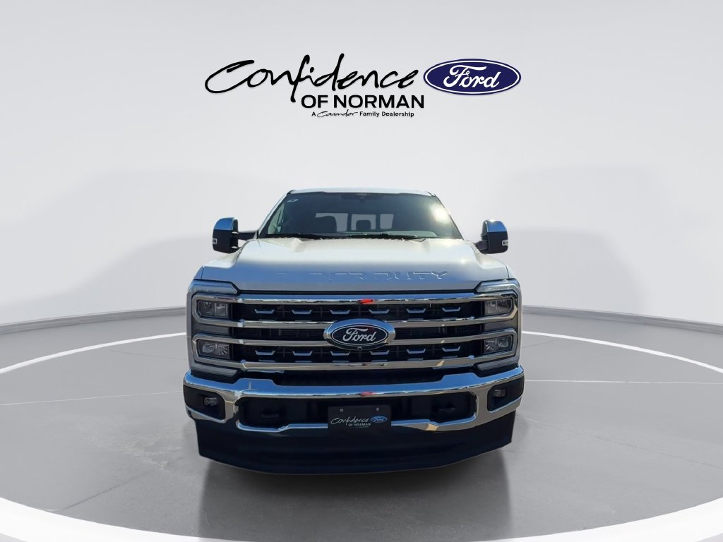New 2027 Ford F-250SD Lariat Truck Crew Cab