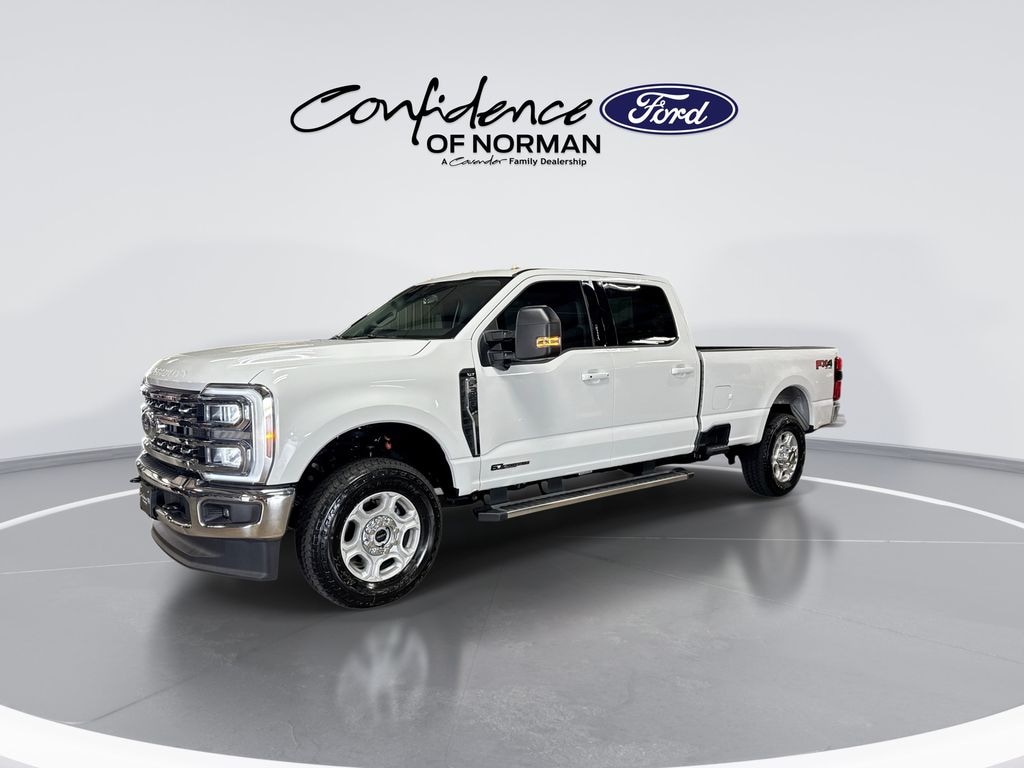 New 2026 Ford F-350SD XLT Truck Crew Cab
