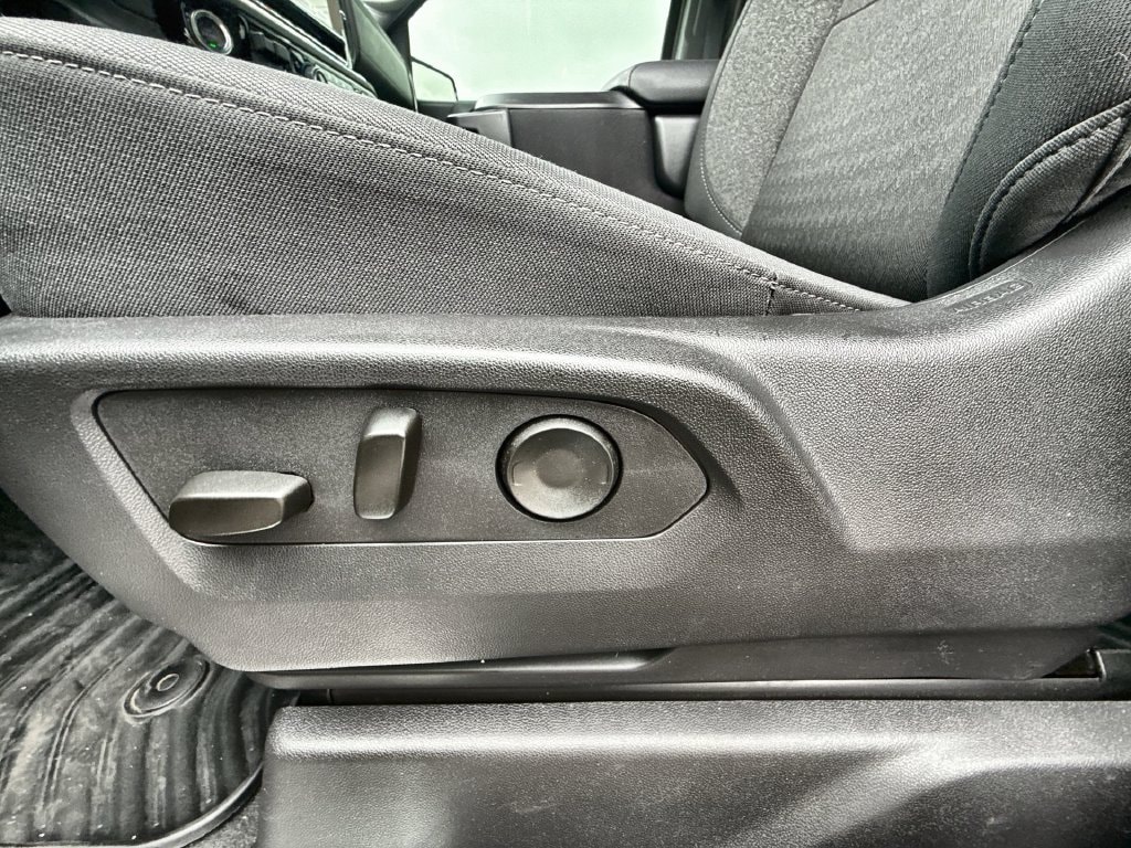 2025 Chevrolet Silverado 1500 LT - Photo 15