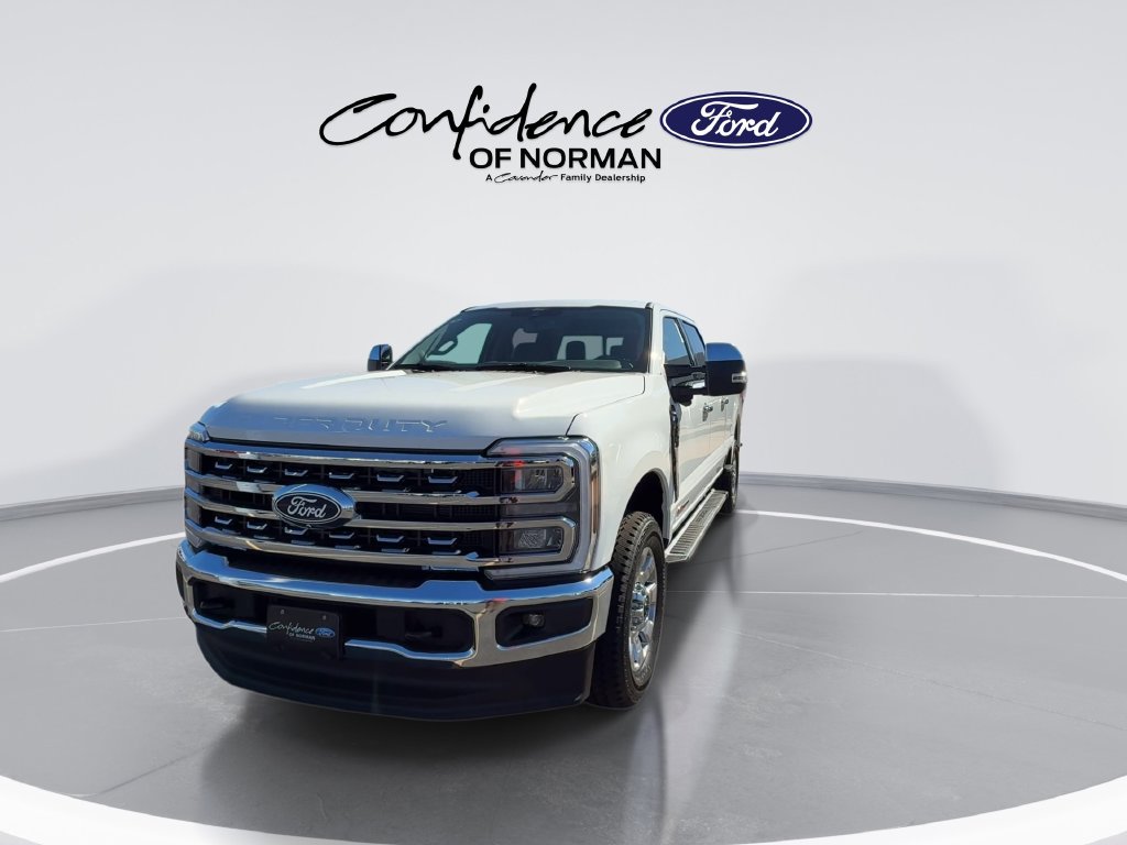 New 2027 Ford F-250SD Lariat Truck Crew Cab