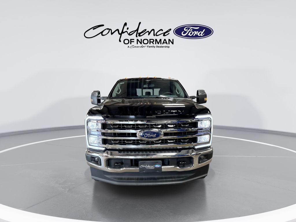New 2026 Ford F-350SD Lariat Truck Crew Cab